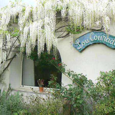 D'hotes Lou Couradou Bed & Breakfast 3*