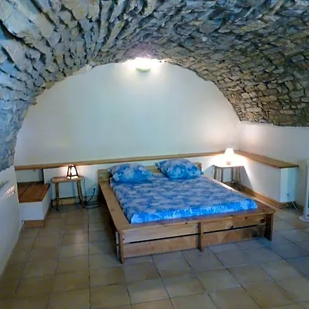 D'hotes Lou Couradou Bed & Breakfast
